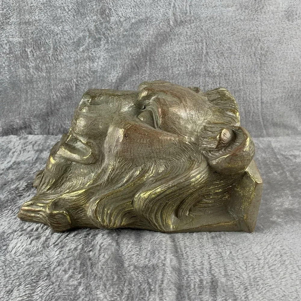 Lions Head Resin Wall Shelf Sconce Gold Color Classical Rococo Hollywood Regency